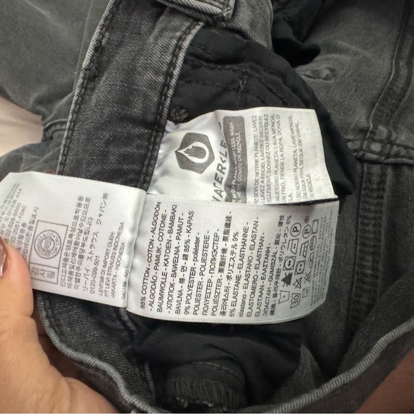 Levi’s 720 High Rise Super Skinny Gray Jeans Size 30 - Picture 13 of 13